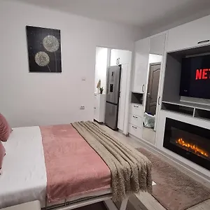 Cosy And Stylish Apartamento Bucarest