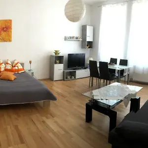 Veronika 29 Viena