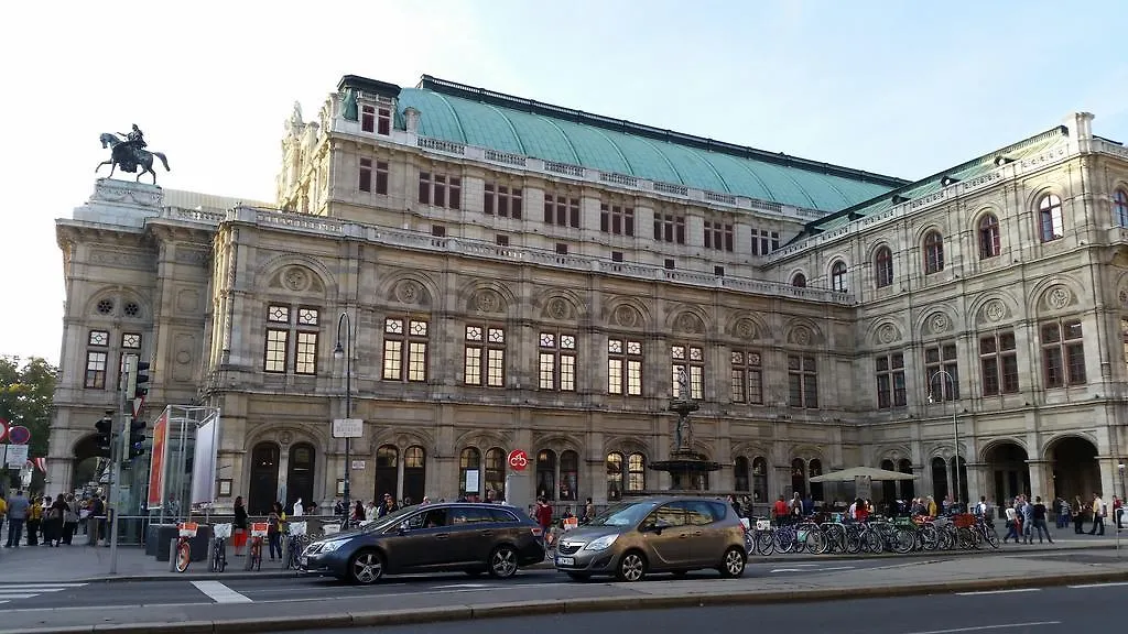 Goldfisch Apartment Central Park Viena