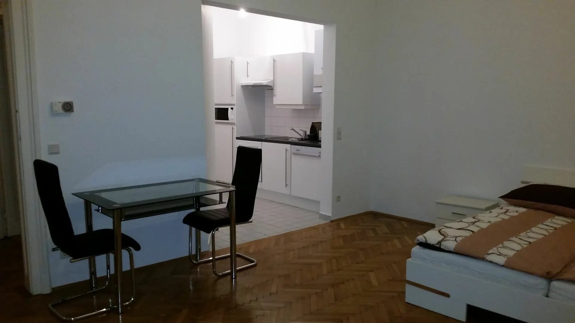 Goldfisch Apartment Central Park Vienna